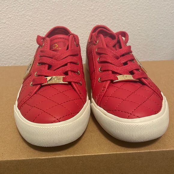 G by Guess Shoes - G by Guess - Women’s Backer 2 Leather Lace Ups - Size 5 (**Make An Offer**)